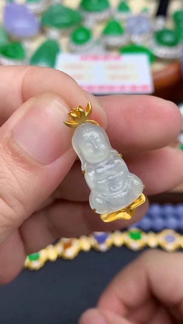 颈饰18K金镶嵌翡翠96-中国好珍宝