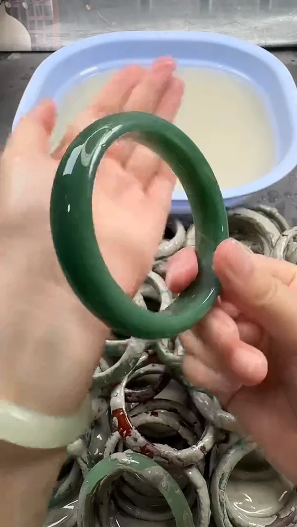 未镶嵌手镯石英质玉6 6667