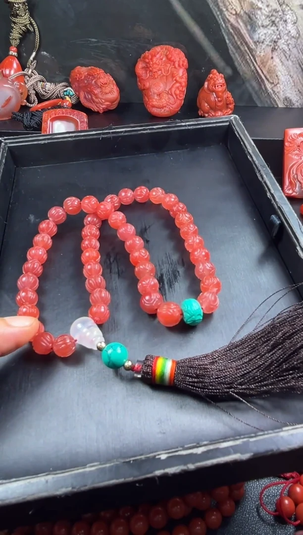 未镶嵌手链南红玛瑙会***?南红手串
