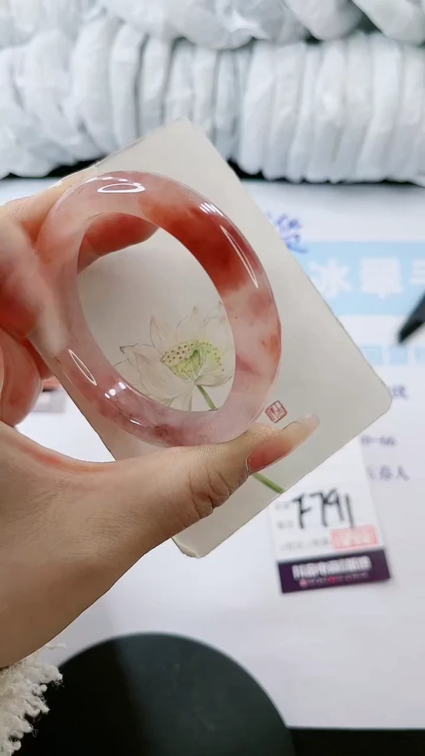 【闪购商品】石英质玉手镯未镶嵌多样性发货F791