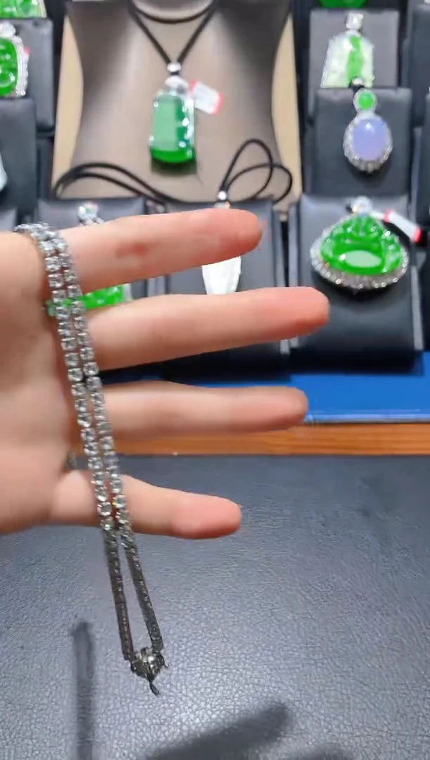 翡翠未镶嵌颈饰天然Q14