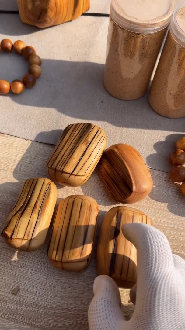 柏木（崖柏）南太行虎皮手把件