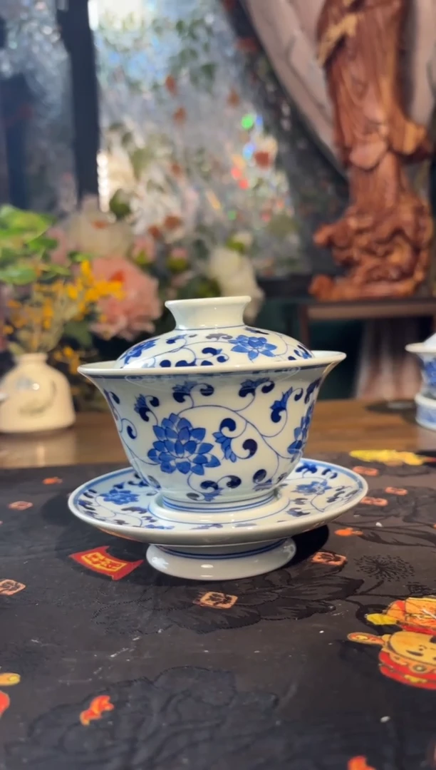 瓷孤品福利青花手绘缠枝莲三才盖碗