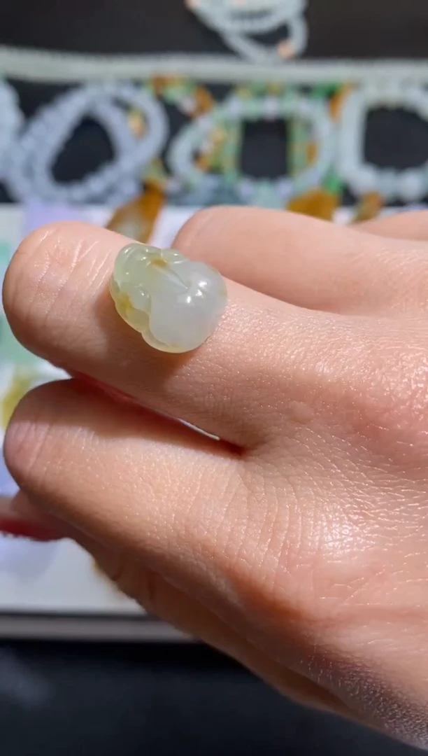 未镶嵌定制翡翠翡翠毛货~