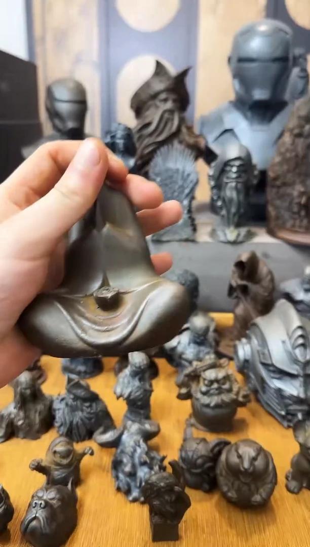 铁大****飞实心铁艺---香插无相佛