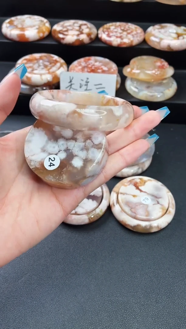 手镯玛瑙/玉髓未镶嵌石英质玉57圈56/57带(赠送镯心)