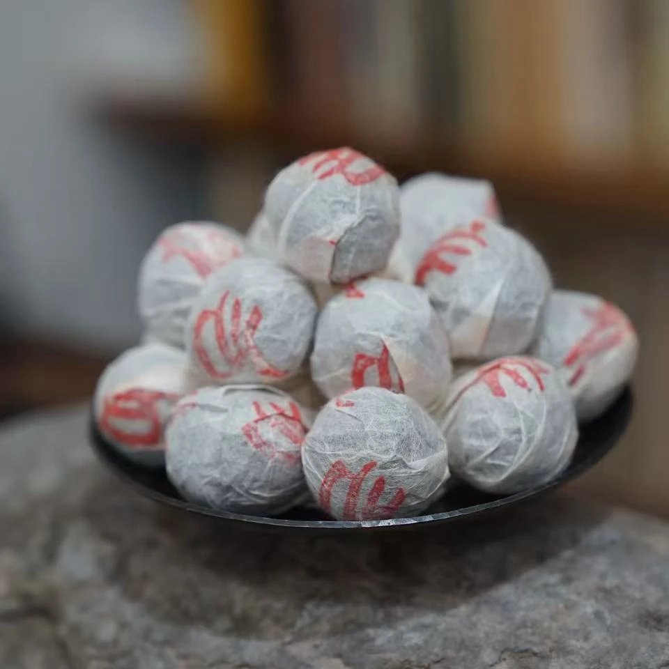 2017易武金韵龙珠-古树春茶-8g*12颗