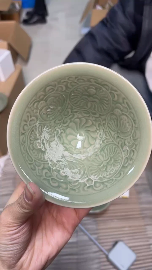 陶瓷秘色菊纹斗笠盏单只 全品