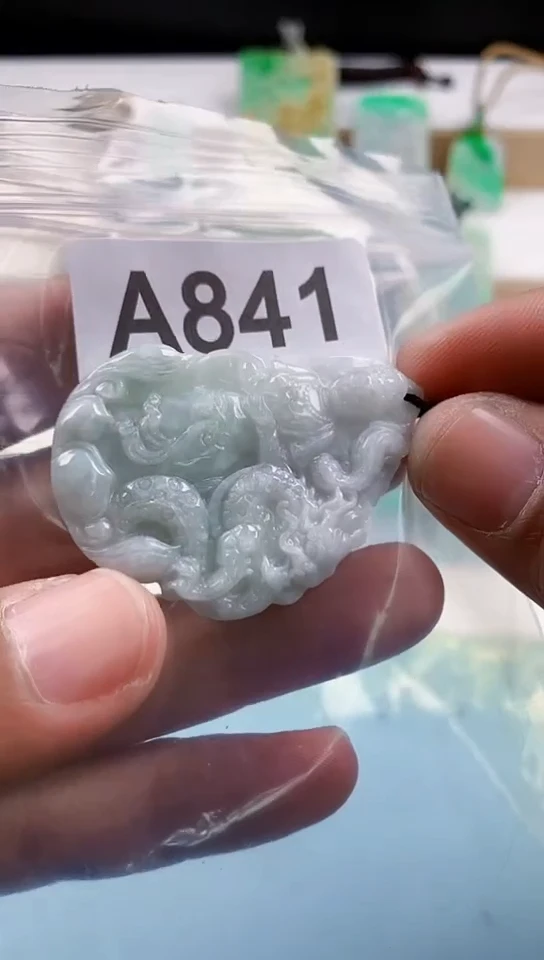 【闪购商品】翡翠挂件未镶嵌天然翡翠吊坠挂件