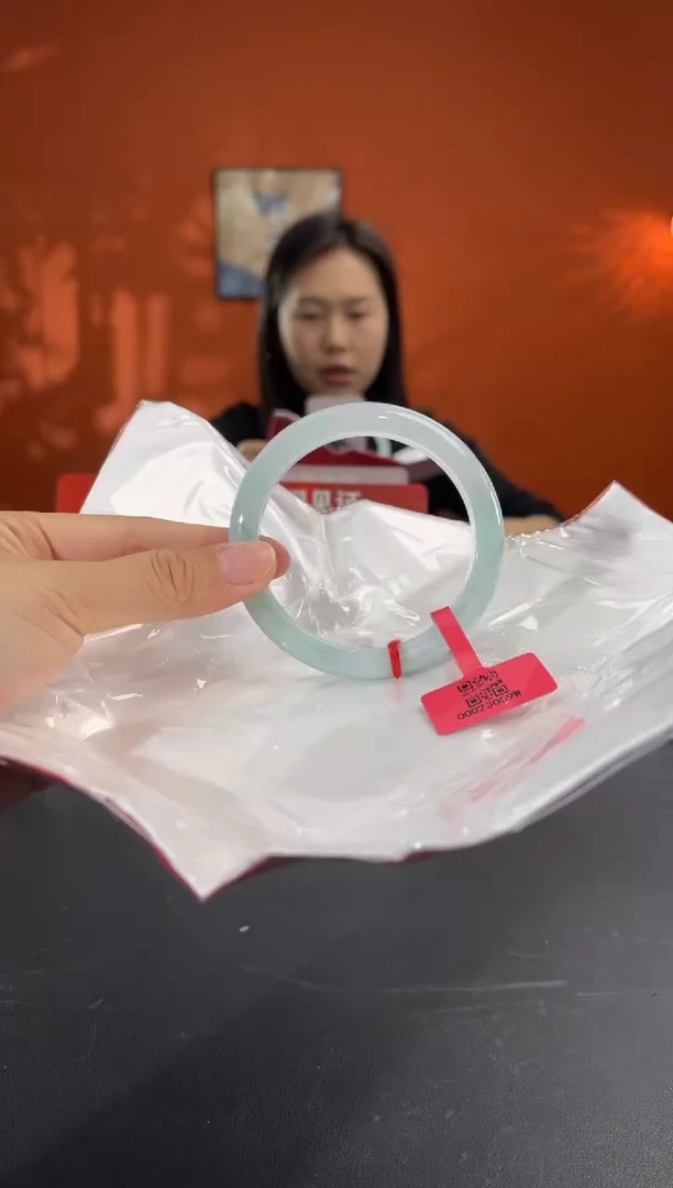 未镶嵌手镯翡翠8