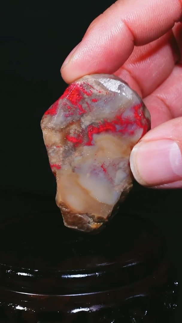 昌化石保昌化鸡血石