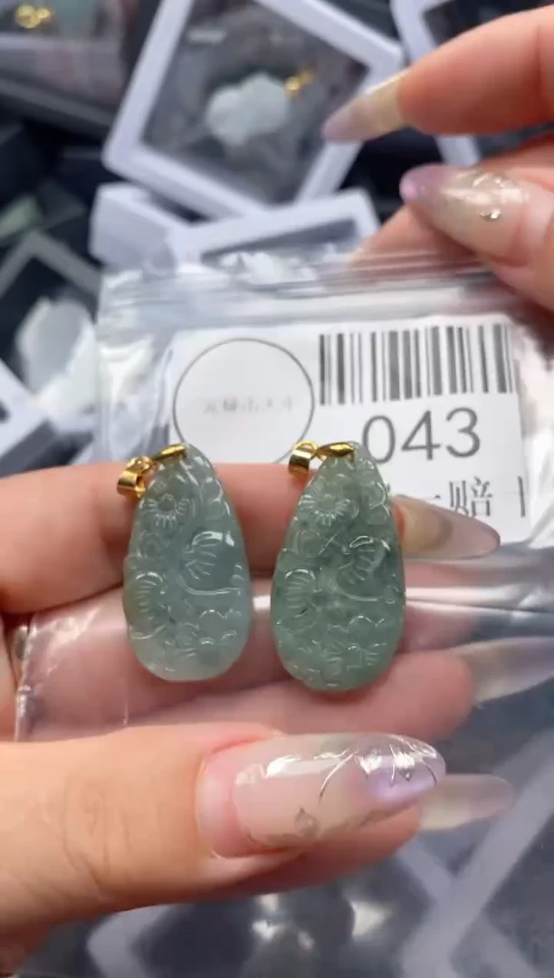 吊坠(不含链)未镶嵌翡翠043