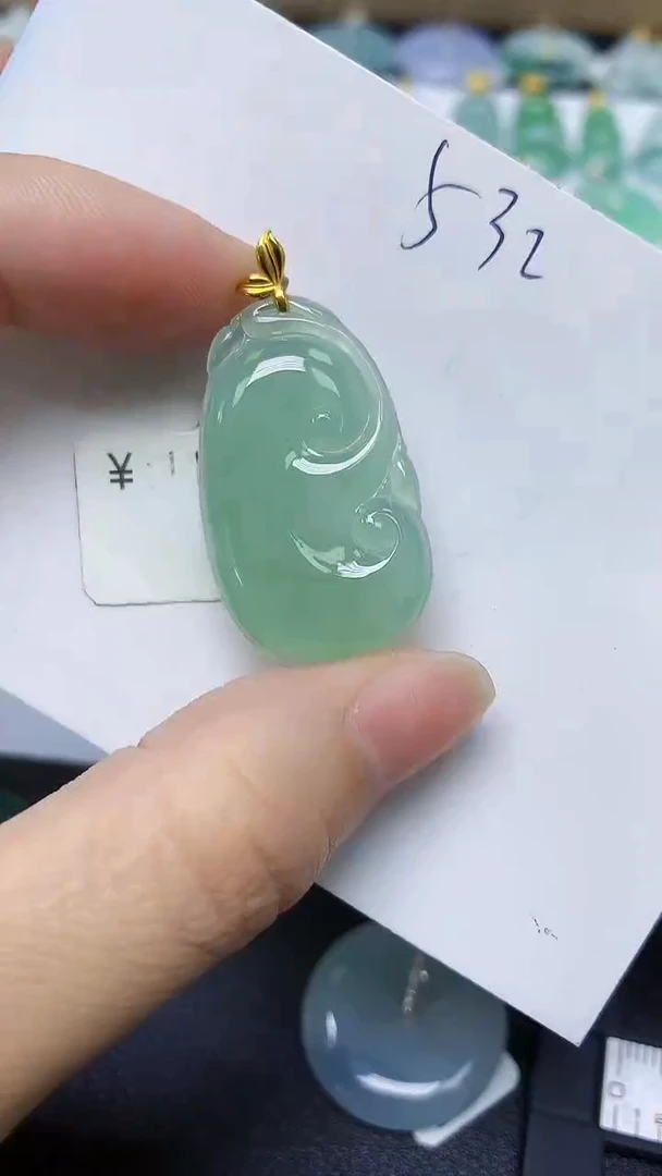 颈饰18K金镶嵌翡翠天然缅甸A货翡翠百元以上9元证书费自理
