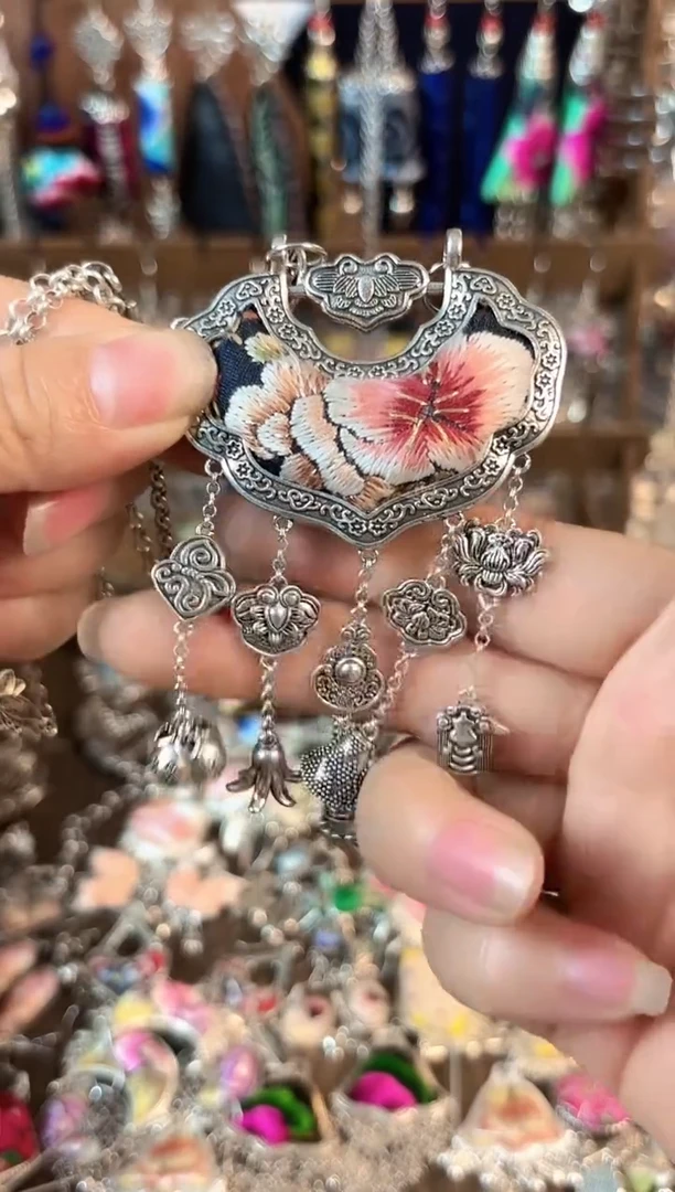 织绣彩云南阁非遗老绣649