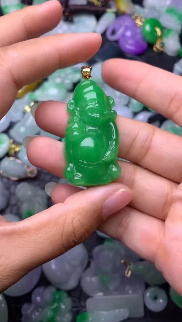 颈饰未镶嵌翡翠缅甸翡翠吊坠