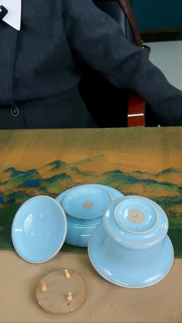 盖碗瓷韩红天青釉 马蹄盖碗