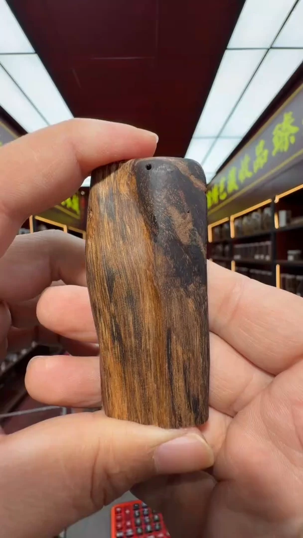 沉香吊坠多样性发一 芽庄