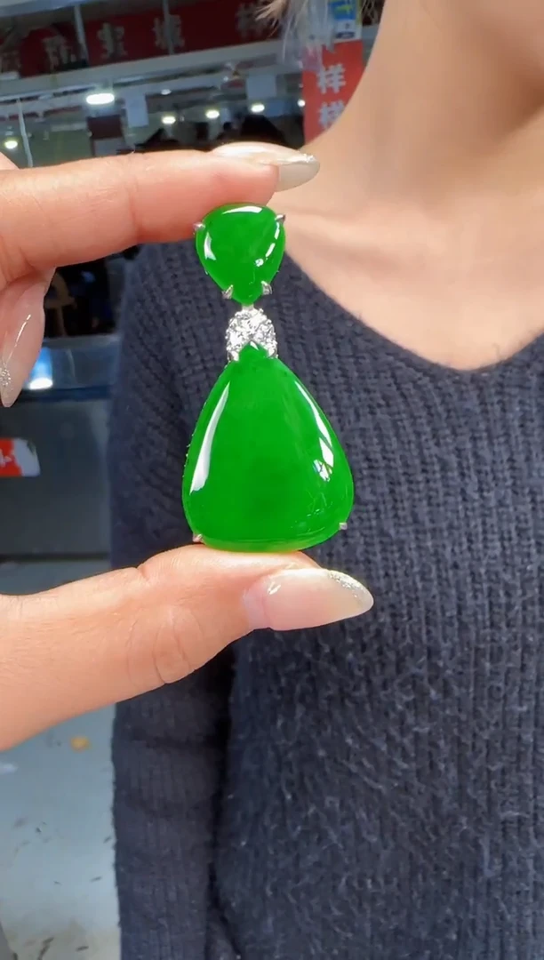 未镶嵌定制翡翠翡翠吊坠116