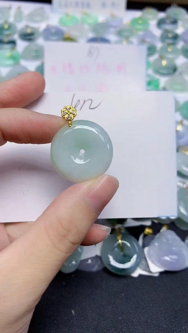 颈饰未镶嵌翡翠天然缅甸翡翠A货翡翠百元以上9元证书费自理