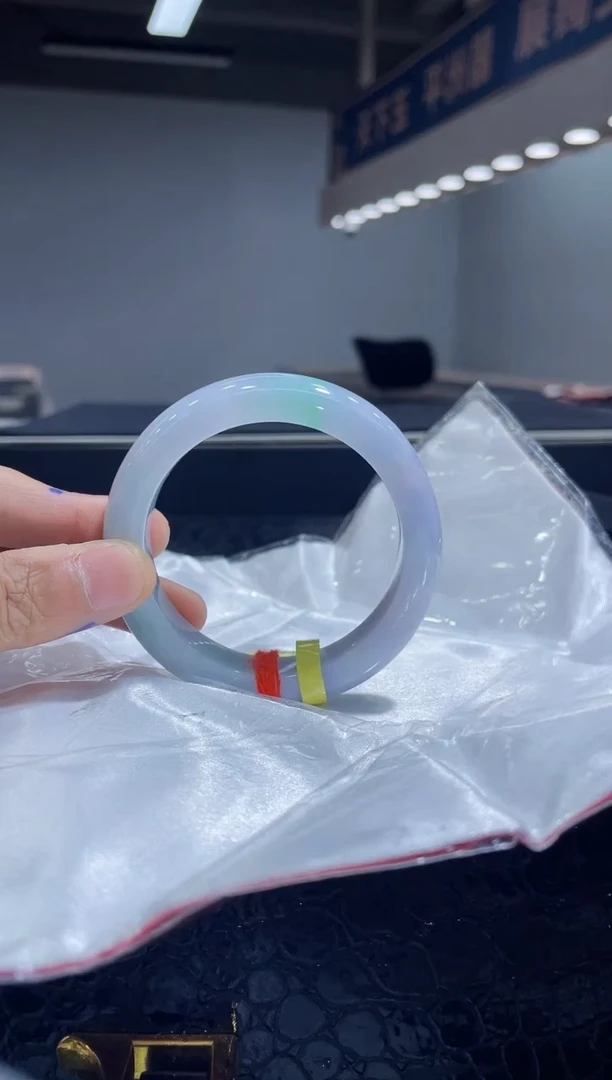 未镶嵌手镯翡翠3