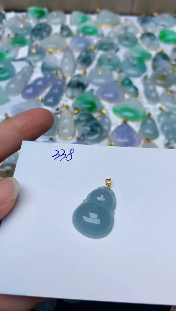 【闪购商品】翡翠颈饰18K金镶嵌天然翡翠A货