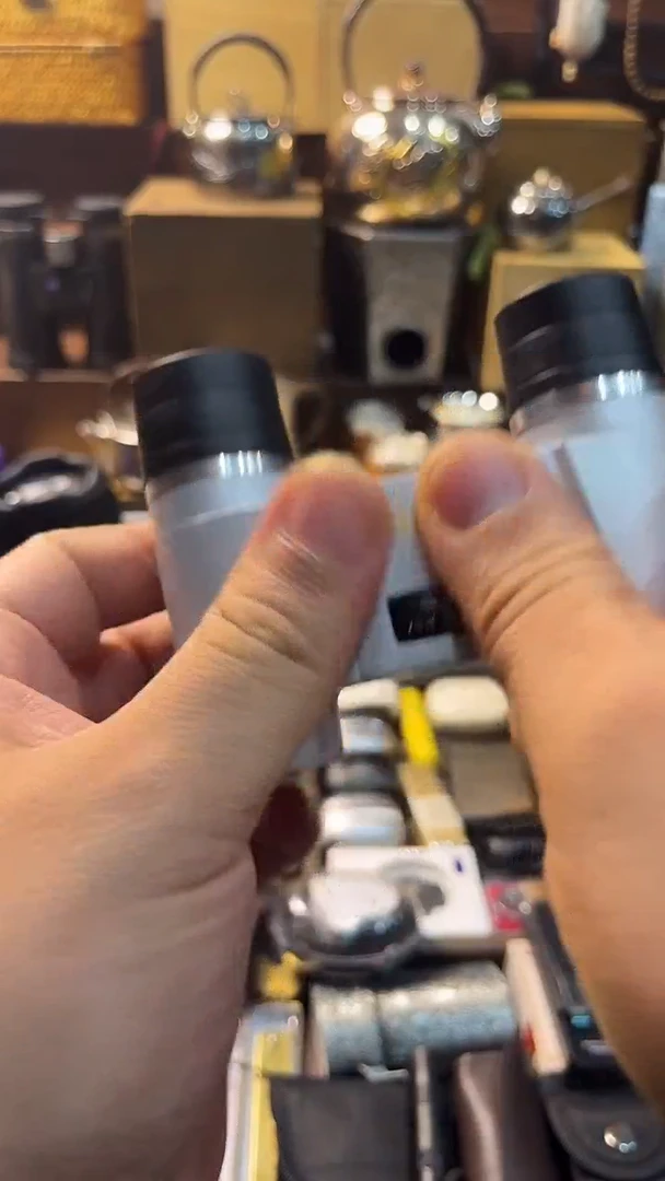 瓷片闪购商品 如图所示