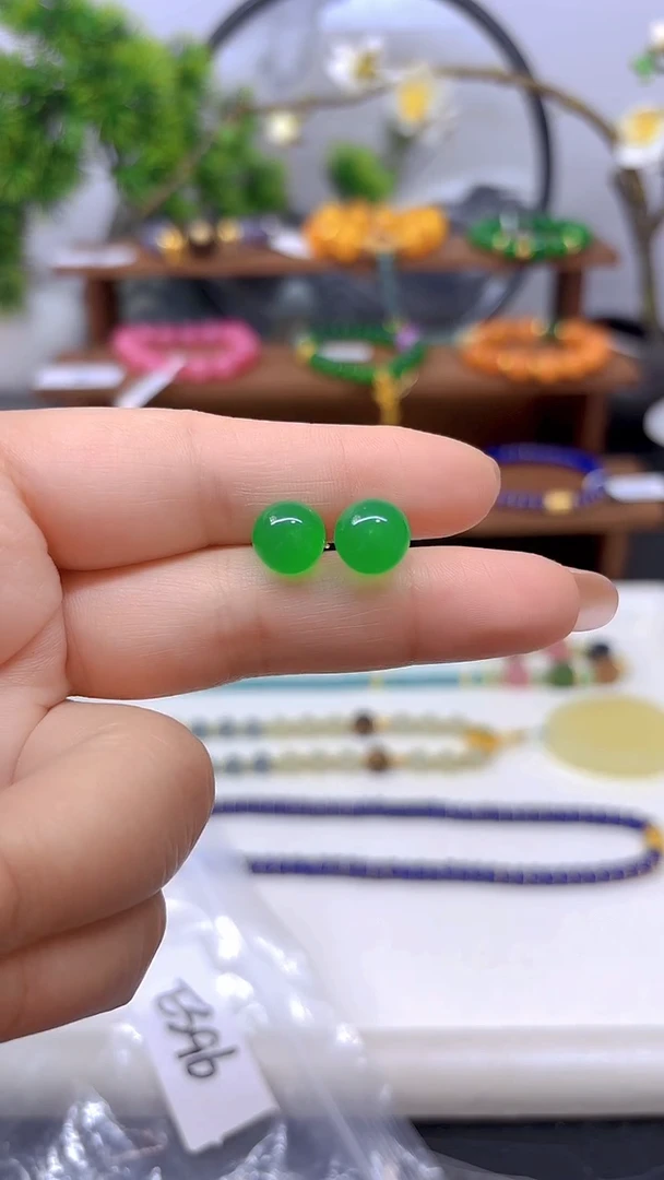 14K金镶嵌翡翠耳饰E396