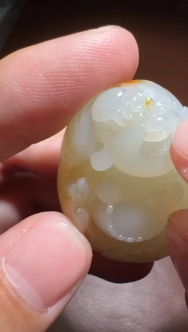 未镶嵌和田玉挂件修*残和田玉