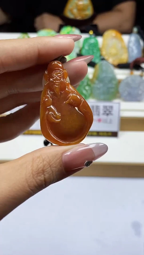 翡翠未镶嵌颈饰翡翠A货