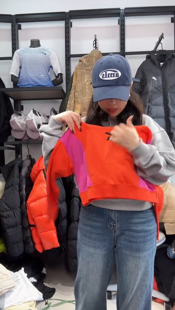 2130编码  瑕疵直播间过款为准 尺码  ·  135