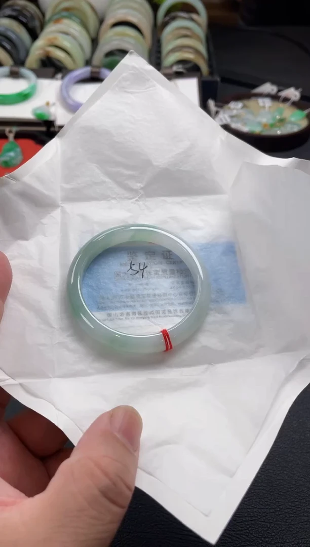 【闪购商品】翡翠手镯未镶嵌54圈口