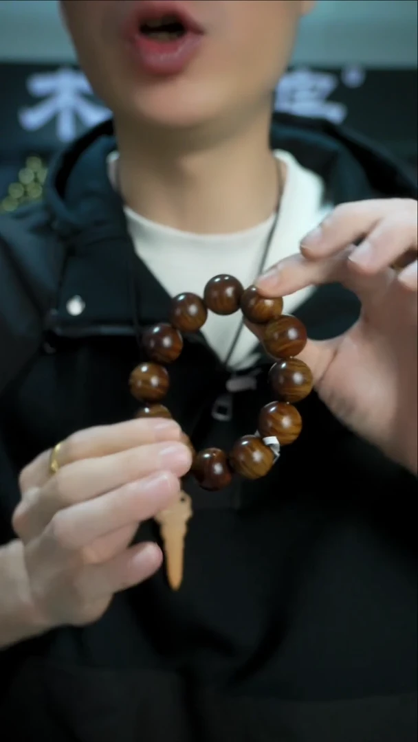 木手作木制雕刻品