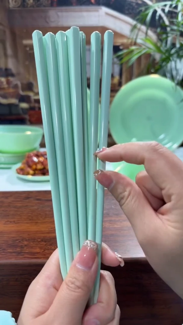 【闪购商品】.....  玉瓷筷子10双福利价格