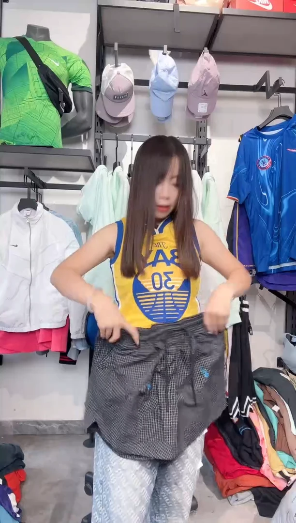1804编码 瑕疵款直播间过款为准 尺码 S