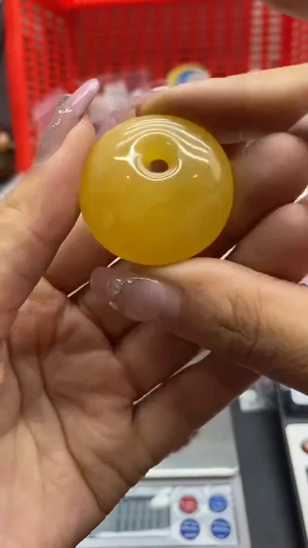 琥珀未镶嵌珠宝奇石164