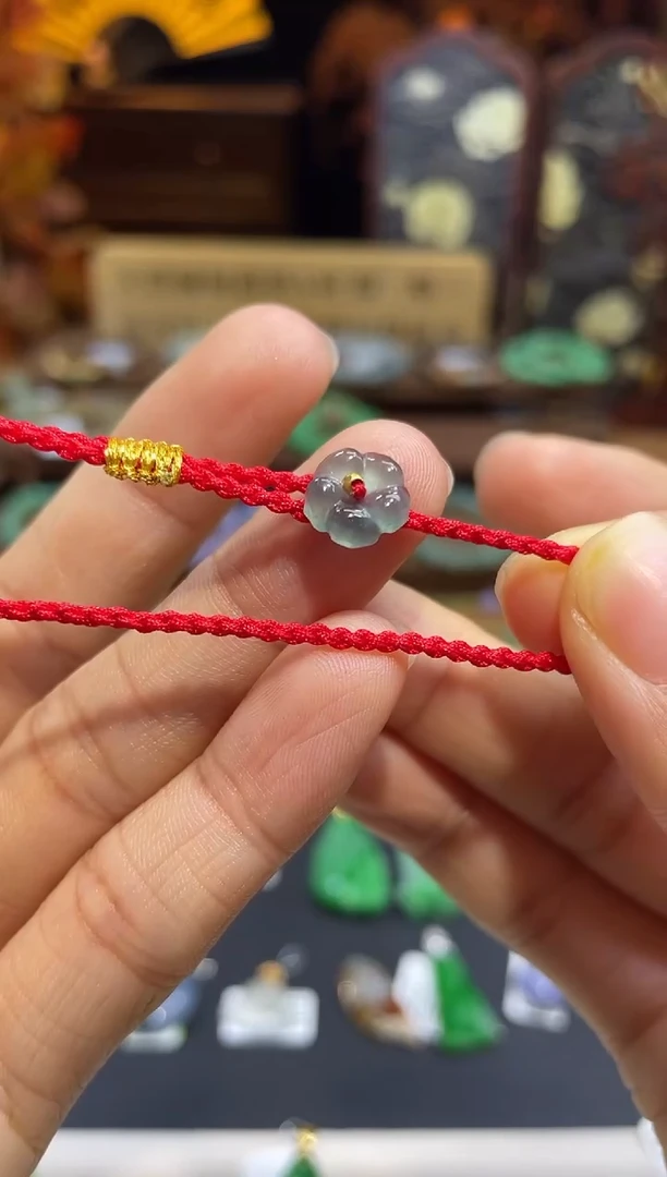 颈饰18K金镶嵌翡翠手绳  百元以下不出证