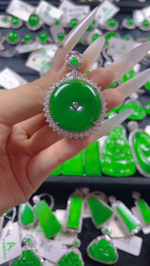 颈饰银S925镶嵌翡翠11