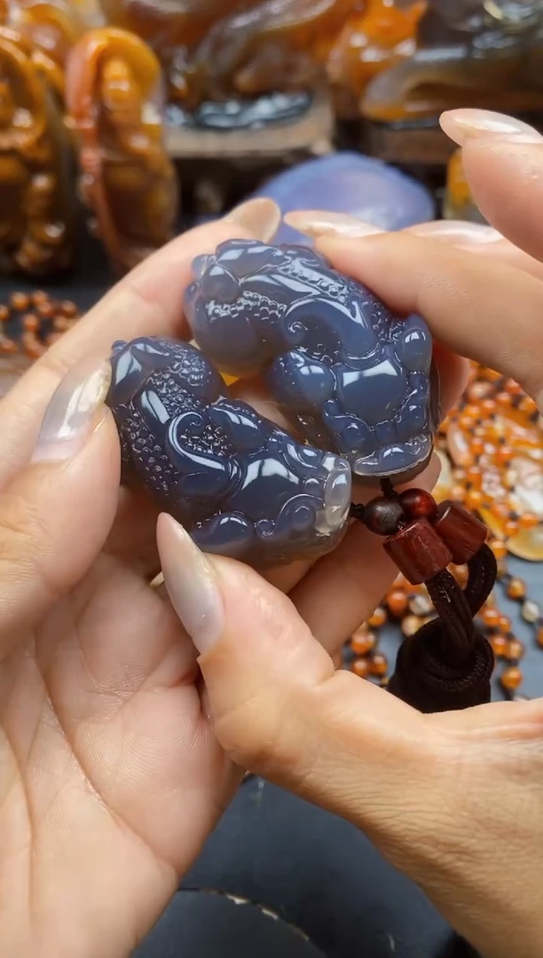 玛瑙/玉髓颈饰未镶嵌ll
