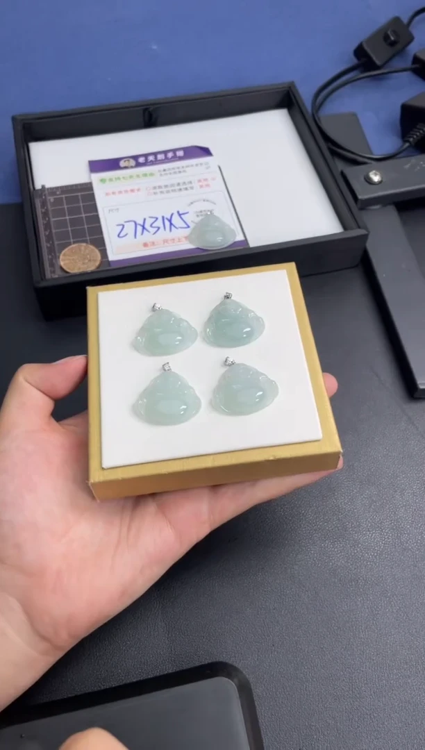 翡翠挂件18K金镶嵌佛公FL15/多样性发其一CP配绳