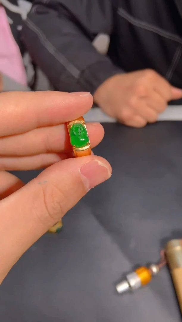 【闪购商品】定制翡翠未镶嵌78多样性发货（发其一）