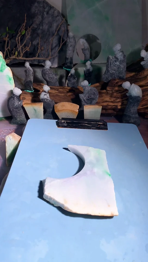 翡翠未镶嵌吊坠(不含链)H197