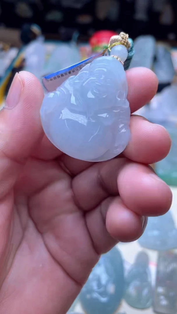 颈饰未镶嵌翡翠财神