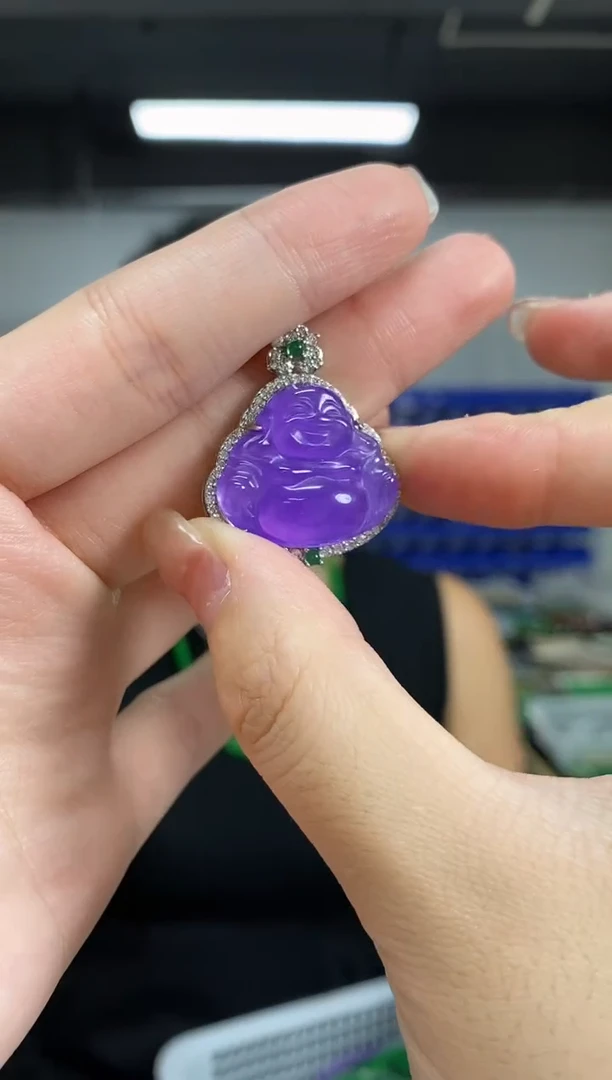 颈饰未镶嵌翡翠多样性发其一颜色微差