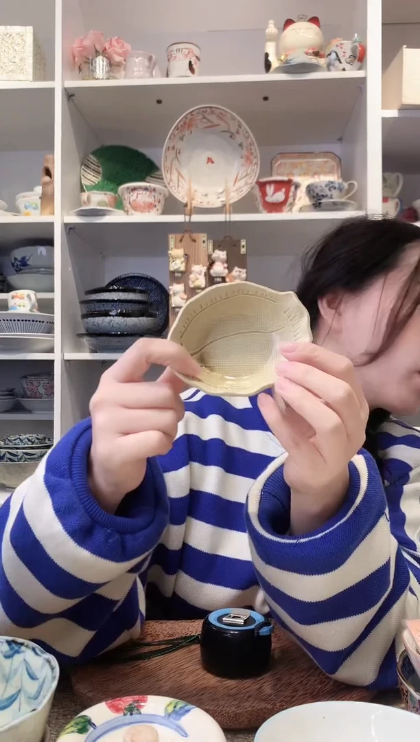 陶瓷日本进口鱼骨蘸料小碟