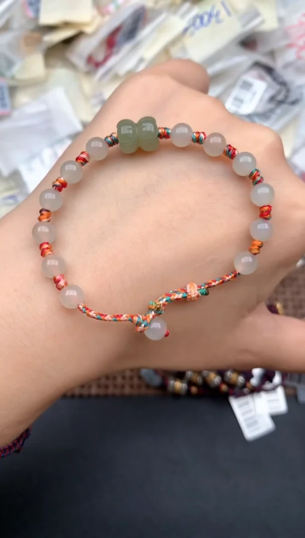 未镶嵌和田玉挂件多样性发货（发一个）