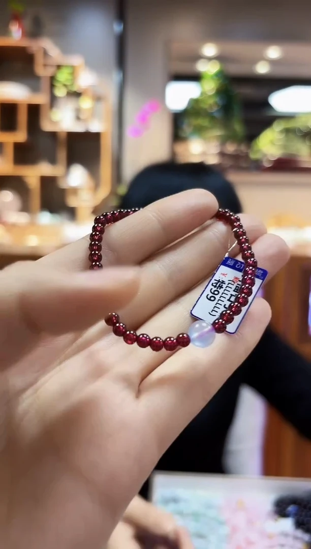 【闪购商品】石榴石手链未镶嵌手链4