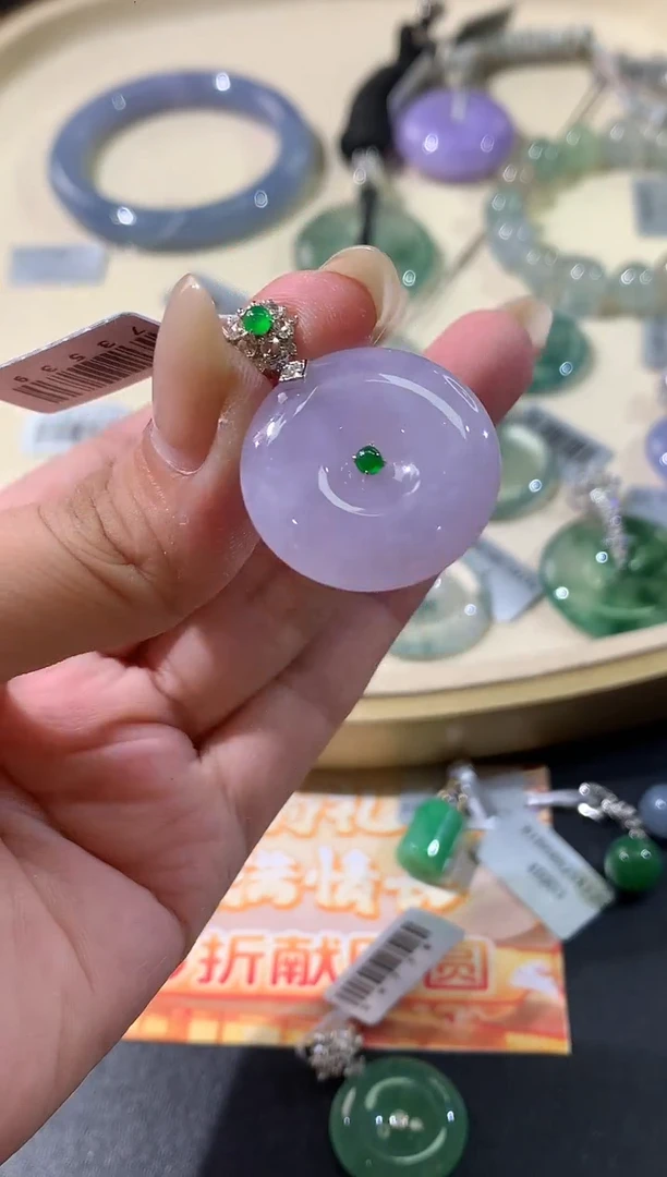 吊坠(不含链)18K金镶嵌翡翠W25|6800多样性发货一件