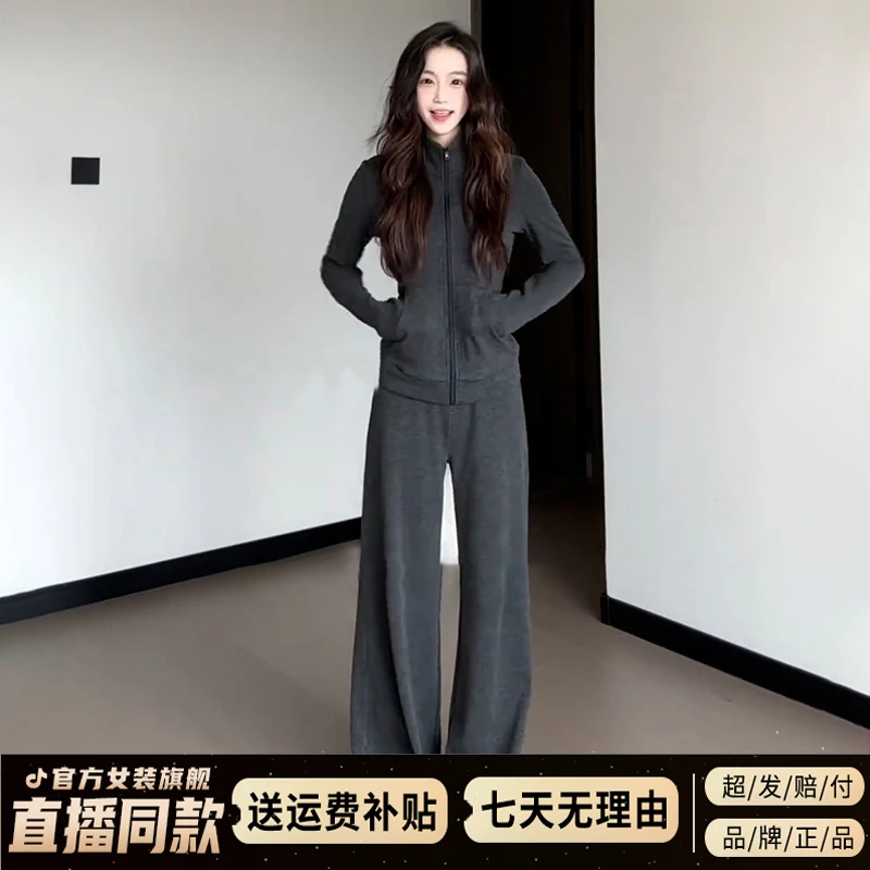 冬季穿搭一整套高级感新款黑色高领卫衣外套阔腿卫裤休闲两件套装