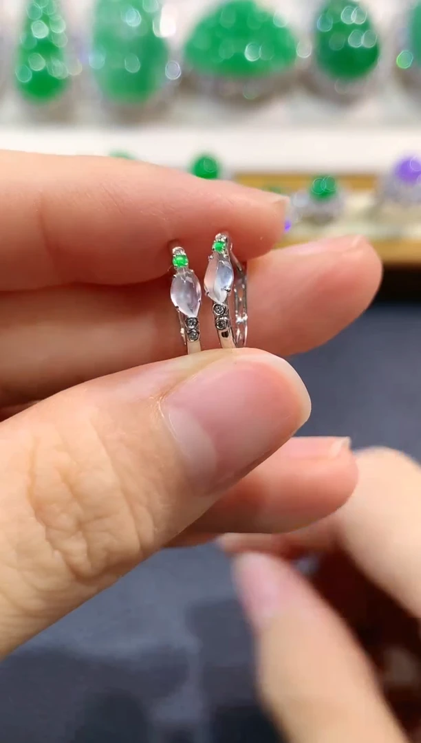 【闪购商品】翡翠耳饰18K金镶嵌w12