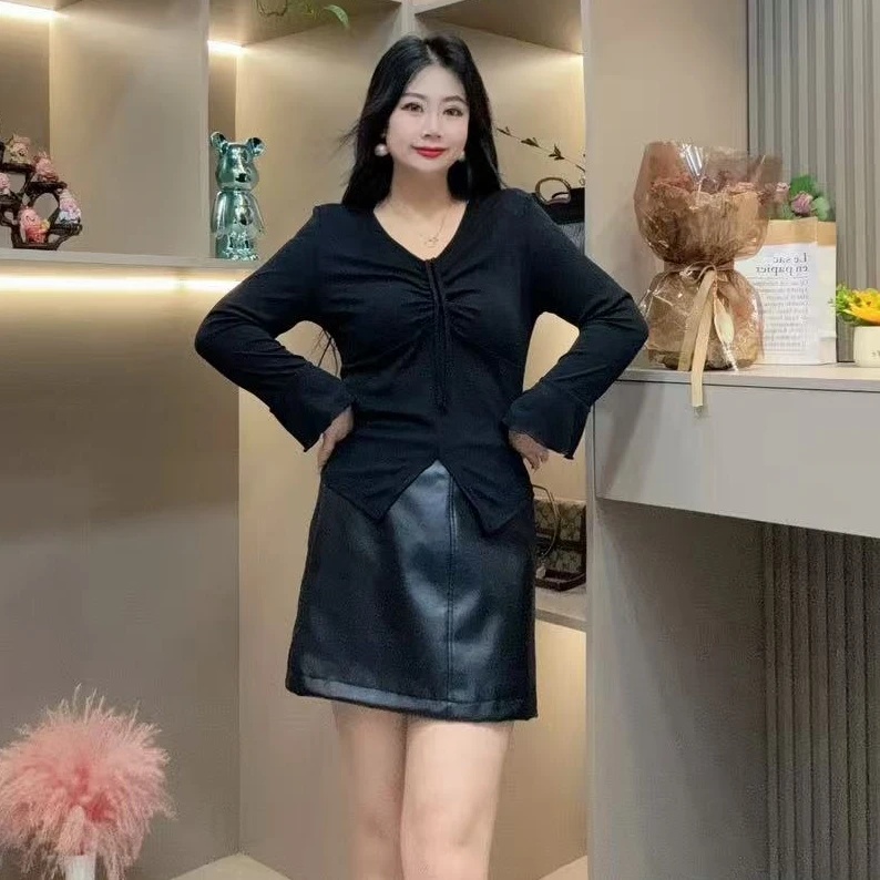 秋季打底衫-娇 883秋季大码时尚修身气质纯色轻熟纯欲风V领打底衫